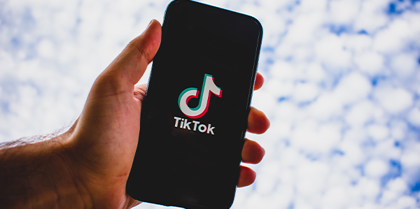 TikTok application téléphone